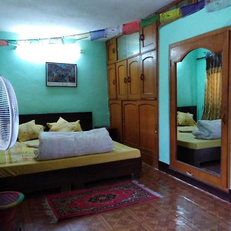 The Nepali Hive Hostel Katmandu Kültér fotó
