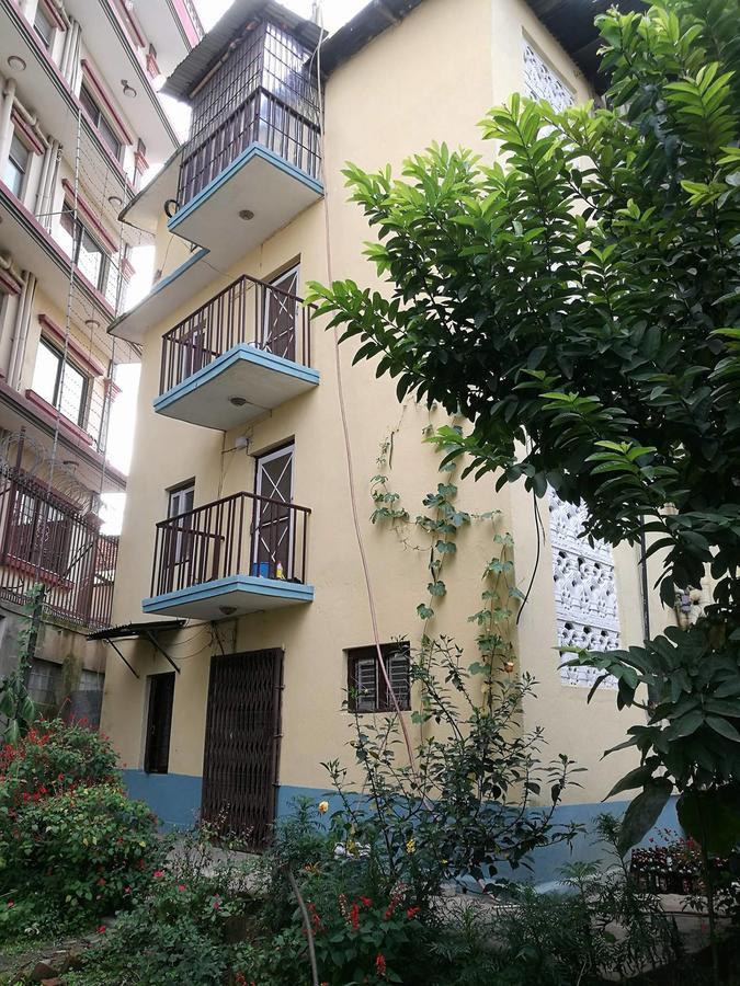 The Nepali Hive Hostel Katmandu Kültér fotó