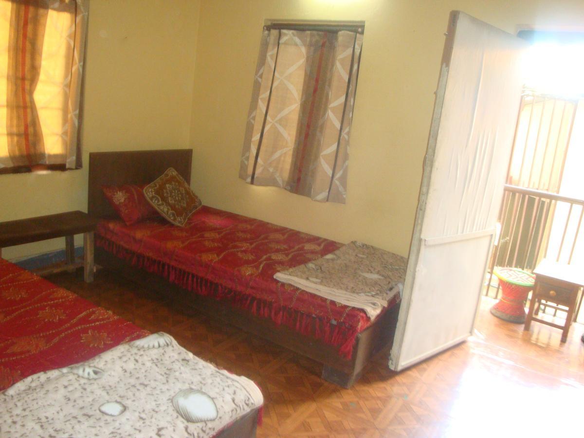The Nepali Hive Hostel Katmandu Kültér fotó