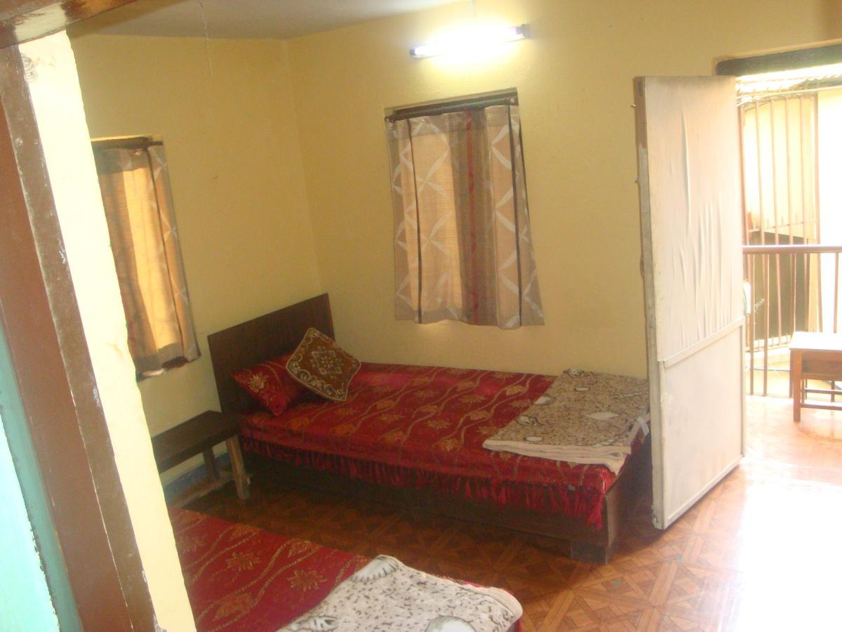 The Nepali Hive Hostel Katmandu Kültér fotó