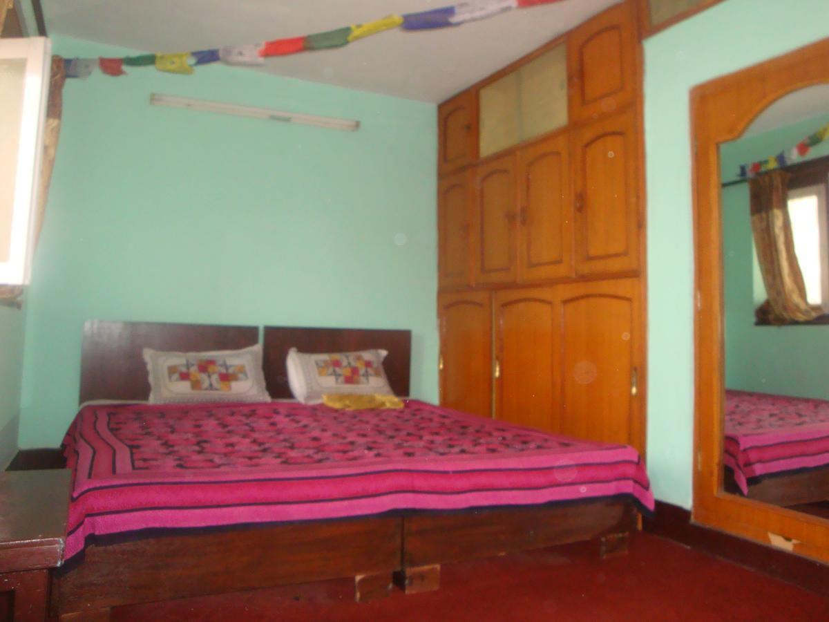 The Nepali Hive Hostel Katmandu Kültér fotó