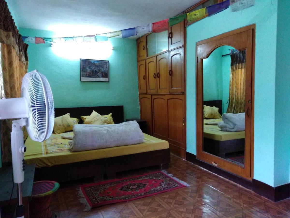 The Nepali Hive Hostel Katmandu Kültér fotó